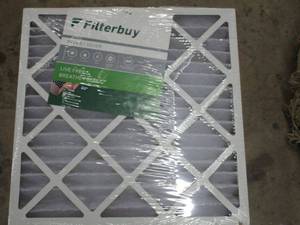 lot 535 image: PACK OF 4 AIR FILTERS, NEW STILL IN PACKAGING