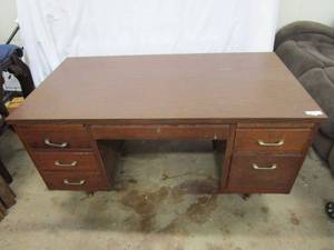 lot 542 image: VINTAGE WOODEN DESK WITH OFFICE CHAIR. SEE PICS FOR CONDITION.&nbsp