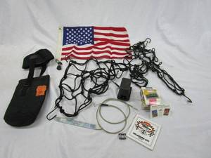 lot 478 image: HARLEY DAVIDSON BAG, TRAVEL CARGO NETS, MOUNTABLE AMERICAN FLAG