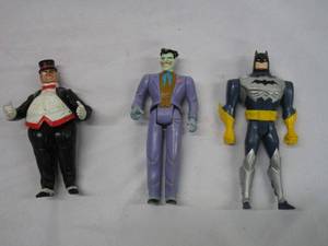 lot 575 image: 1993 BATMAN ACTION FIGURES