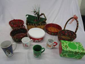 lot 604 image: HOLIDAY WICKER BASKETS, HOLIDAY MUGS, HOLIDAY CONTAINERS