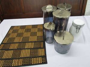 lot 605 image: KITCHEN GLASS CONATINER SET FOR BULK FOOD ITEMS OR STORAGE.&nbsp PLACE MATS
