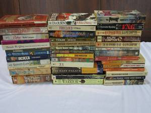 lot 629 image: LOT OF PAPER BACK BOOKS
