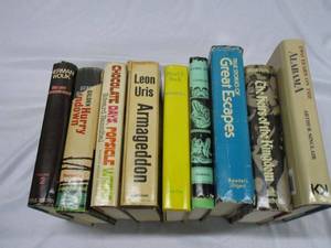 lot 634 image: VINTAGE BOOKS, BOOK CLUB EDITIONS