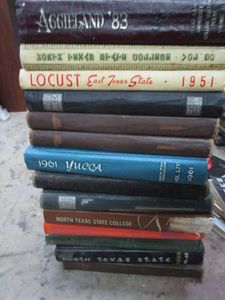 lot 637 image: MANY COLLEGE YEARBOOKS, MOST FROM YUCCA, DATES FROM 1930s-1983