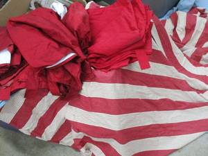 lot 675 image: MULTIPLE SETS OF CURTAINS, PREVIEW RECOMMENDED