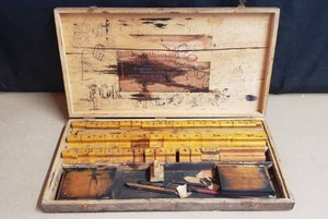 lot 13 image: Complete Set of Antique Aristocrat No. 2 Sign Marker RubberWood Stamps with Wood Box