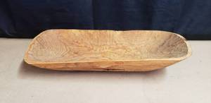 lot 22 image: Large 22 x 10 x 4 Hand Carved Wooden Bowl