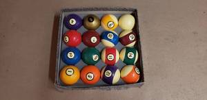 lot 25 image: Set of Billiards Balls