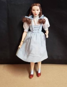 lot 52 image: Timeless Treasures Wizard of Oz Dorothy Porcelain Doll