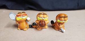 lot 167 image: Lot of 3 Garfield Figurines - Made in 1981