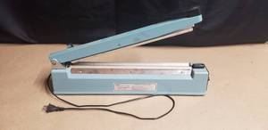 lot 184 image: PFS400 Hand Impulse Sealer