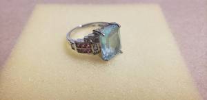 lot 198 image: Beautiful Silver Ring Stamped 925 - Size 9.5