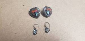 lot 201 image: 2 Sets of Sterling Silver Earrings