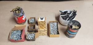 lot 222 image: Lot of Miscellaneous Hardware