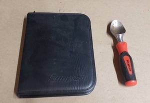 lot 231 image: Snap-On Tools Items