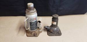 lot 235 image: Lot of 2 Bottle Jacks