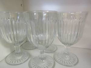 lot 253 image: 5 juice glasses