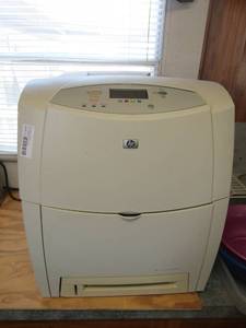 lot 289 image: HP color laser jet 4600 dn printer