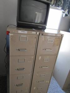lot 340 image: Magnavox tube TV 19x17x18 and 2 -  4 drawer file cabinets 52x15x28