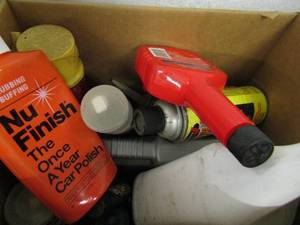 lot 367 image: Misc. lot of automotive outdoor cleaners