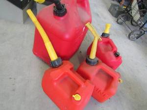 lot 381 image: 4 gas cans