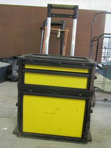 lot 10 image: Rolling toolbox with plug  22  tall 14 deep plus a pack of masks