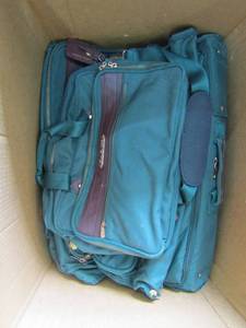 lot 114 image: Bill Blass Forrest green locking luggage