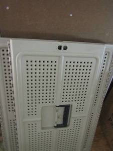 lot 415 image: DOG CRATE, 2 DIVIDERS