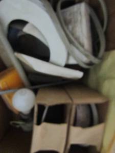 lot 422 image: LIGHT FIXTURES  & LIGHT BULBS