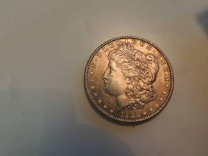 lot 17 image: 1886 MORGAN SILVER DOLLAR