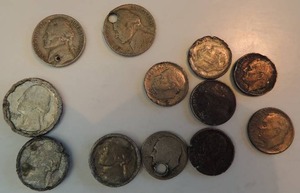 lot 43 image: GROUP OF COINS - QUARTERS,4  NICKLES, 7 DIMES, - VARIOUS DATES  1940S-1960S - POSSIBLY USED FOR JEWELRY
