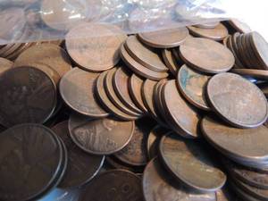 lot 72 image: 200 (approx.) Wheat Pennies