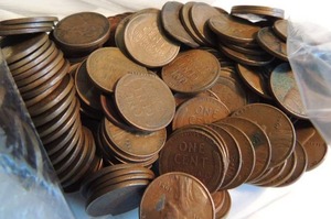 lot 79 image: 200 (approx.) Wheat Pennies
