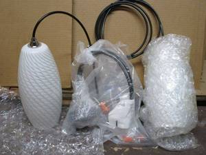lot 9 image: LONG HANGING LIGHTS CEILING FIXTURE.&nbsp