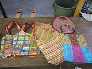 lot 7 image: LOT OF SHOULDER BAGS HAND MADE IN INDIA.&nbsp