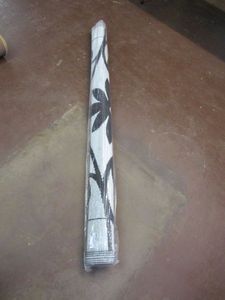 lot 15 image: BLACK AND WHITE MAT&nbsp