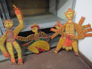 lot 49 image: HAND MADE WALL DECOR FIGURES.&nbsp