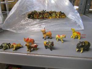 lot 51 image: LOT HAND PAINTED ANIMAL BEADS, GENEROUS AMOUNT OF BEADED NECKLACES IN PACKAGING, WIRE BASKET, BAG OF PUSH PINS.&nbsp