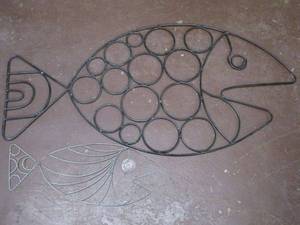 lot 127 image: 2 METAL FISH WALL HOME DECOR, LARGE AND SMALL FISH
