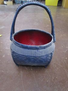 lot 133 image: HAND MADE BASKET