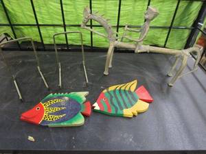 lot 253 image: HAND PAINTED WOOD CARVED FISH, MAN ON HORSE SCULTPURE, DISPLAY STANDS