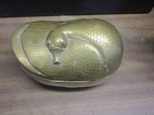lot 257 image: BRASS DUCK TRINKET BOX