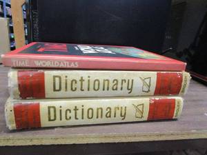 lot 252 image: TIME WORLD ATLAS, INTERNATIONAL EDITION DICTIONARIES