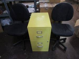 lot 344 image: 2 OFFICE CHAIRS ON WHEELS AND FILE CABINET