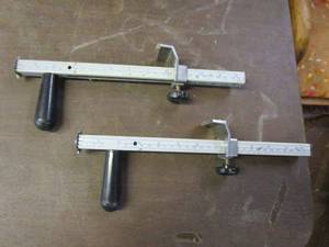 lot 359 image: MEASUREMENT AND CUTTING TOOLS TO CUT DOWN BOXES TO SIZE.&nbsp