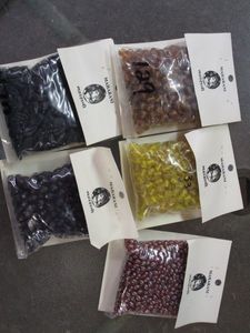 lot 279 image: LOT OF GLASS BEADS NEW IN PACKAGE, MAHARANI LABELED, HAND MADE IN INDIA