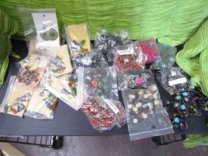 lot 317 image: NEW IN PACKAGING HANDMADE NECKLACES AND EARRINGS, A FEW PIECES ARE OPEN. ALL BEADING FROM INDIA.&nbsp
