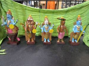 lot 324 image: HAND CARVED AND PAINTED WOODEN FIGURES FROM INDIA
