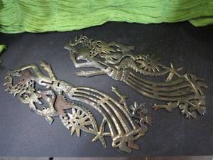 lot 373 image: THIN METAL DECOR